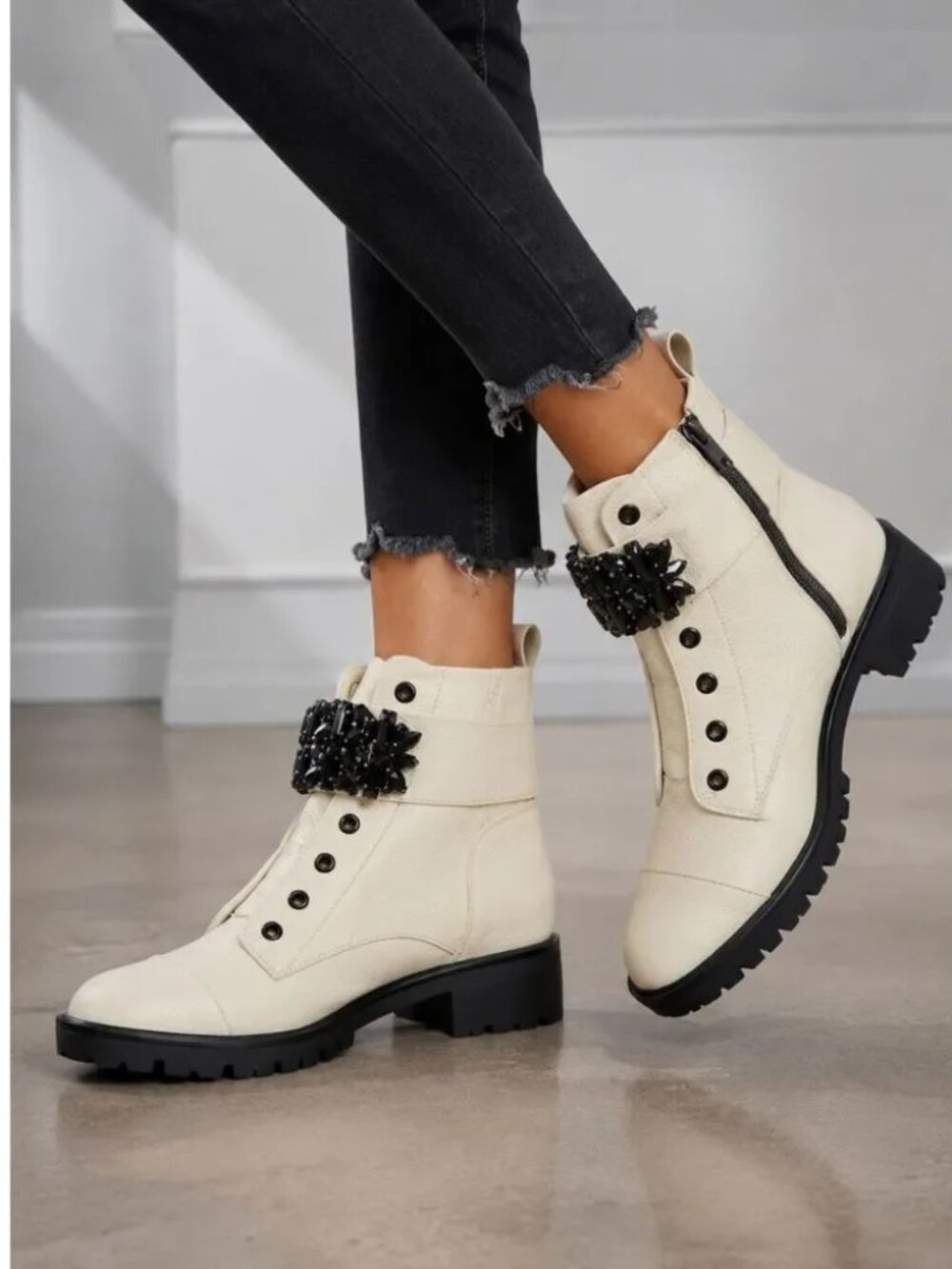 NEW Bone White sz 6 Karl Lagerfeld Pippa White Leather Rhinestone Combat Boots
